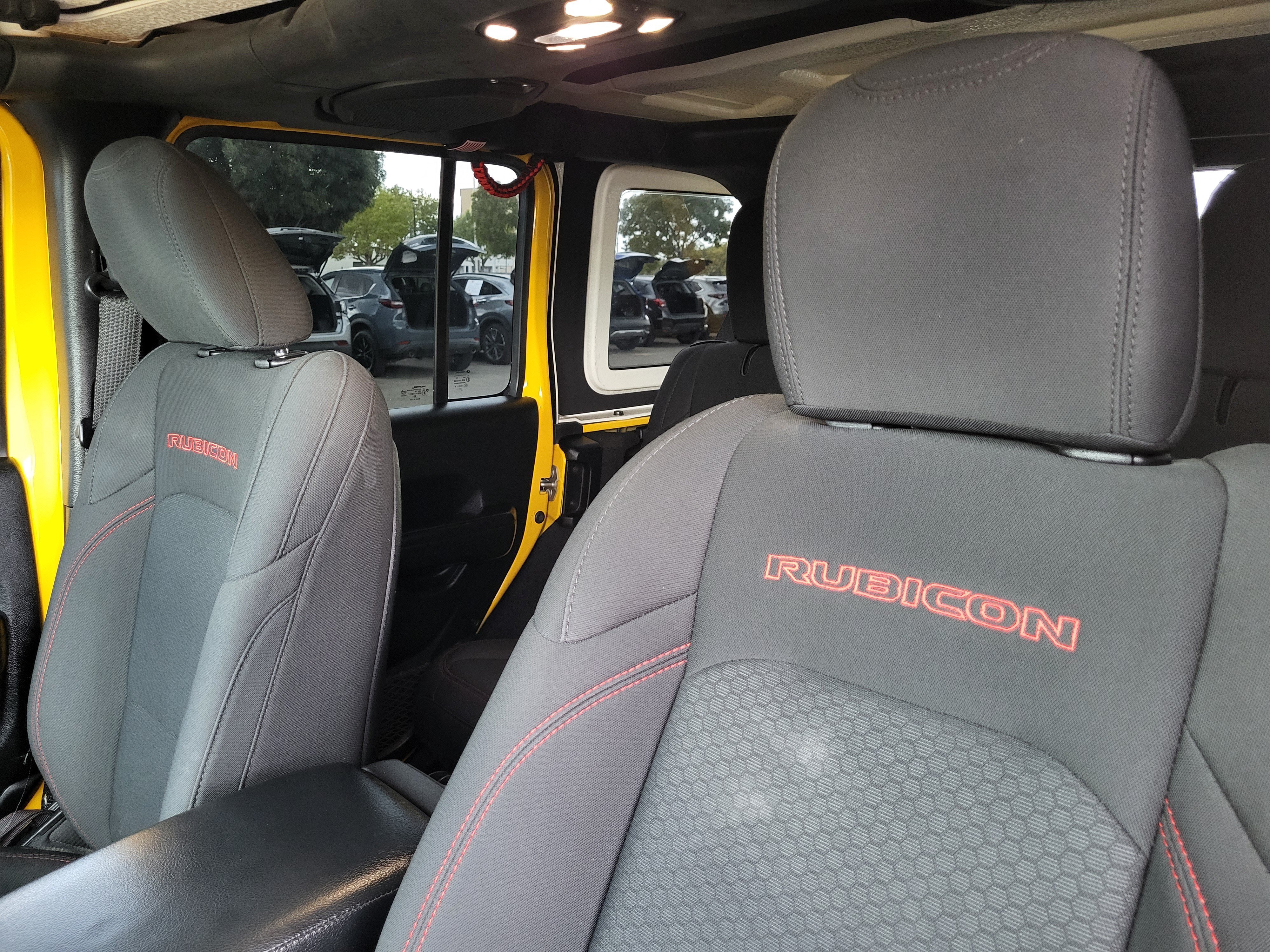 Used 2021 Jeep Wrangler Unlimited Rubicon AWD/4WD image 16