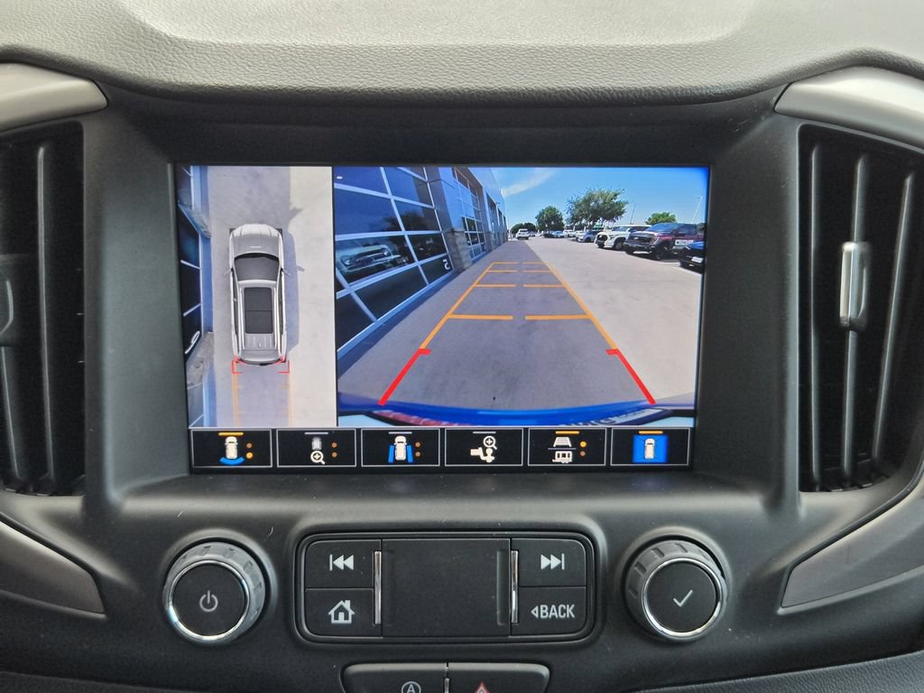 Used 2024 GMC Terrain AT4 w/ Tech Package AWD/4WD image 14