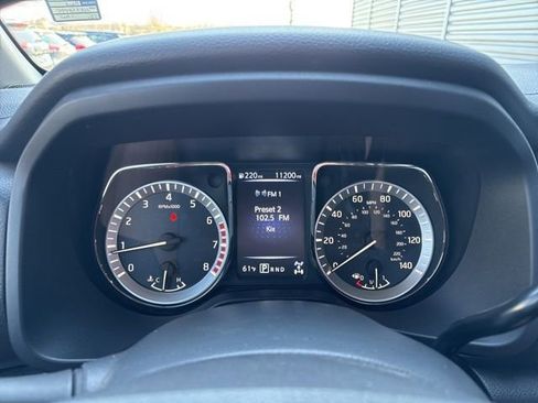 Certified 2017 Nissan Titan SV image 7