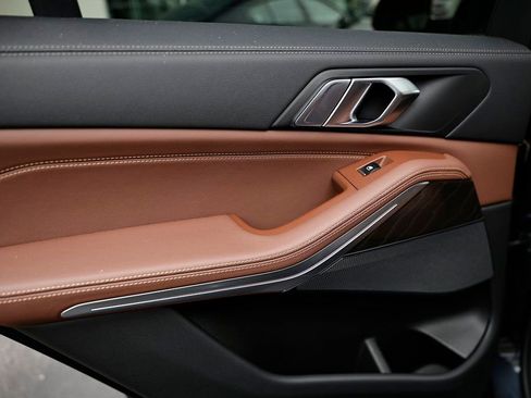 Used 2022 BMW X5 xDrive40i w/ Premium Package image 23