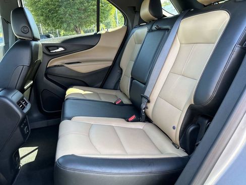 Used 2023 Chevrolet Equinox Premier AWD/4WD image 17