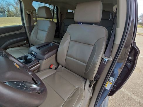 Used 2017 Chevrolet Tahoe LT image 11