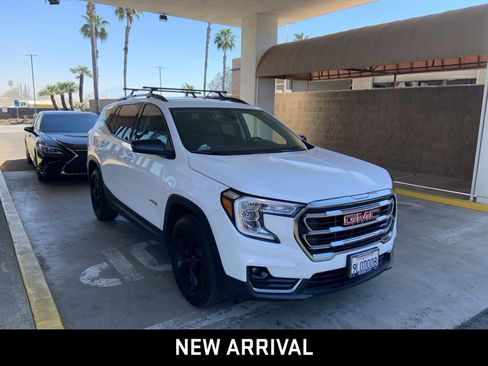 Certified 2024 GMC Terrain AT4 w/ Infotainment Package II image 3