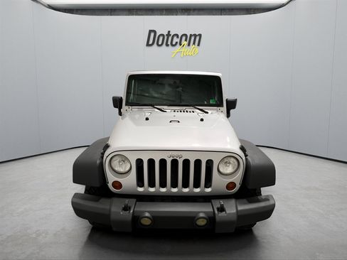 Used 2009 Jeep Wrangler X image 17