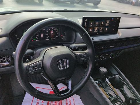 Used 2024 Honda Accord EX-L image 9