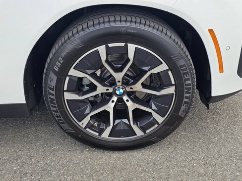 Used 2025 BMW X3 xDrive30i AWD/4WD image 29