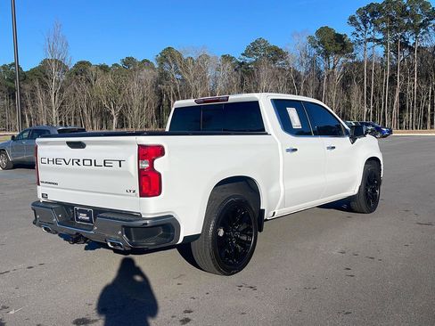Used 2021 Chevrolet Silverado 1500 LTZ w/ LTZ Convenience Package II AWD/4WD image 7