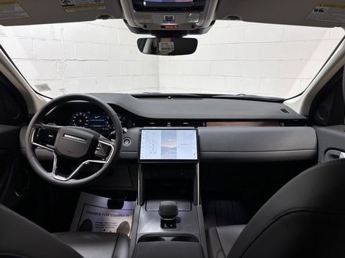 New 2025 Land Rover Discovery Sport S image 32