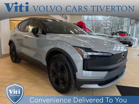 New 2026 Volvo EX30 Cross Country Ultra image 1
