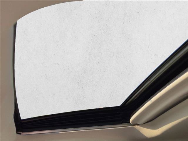 Certified 2022 Toyota Highlander XLE FWD image 14
