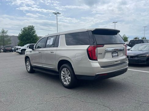 Used 2021 GMC Yukon XL SLT w/ SLT Premium Package AWD/4WD image 5