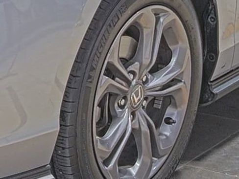 Used 2023 Honda Accord EX image 15