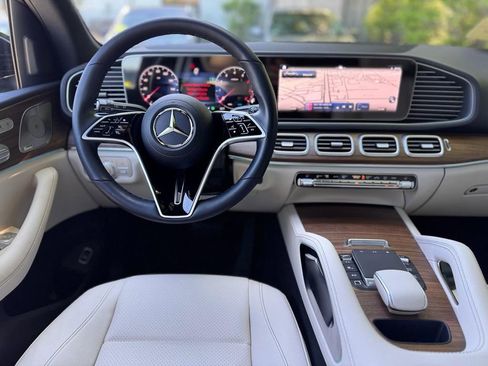 Used 2025 Mercedes-Benz GLE 450 4MATIC image 21