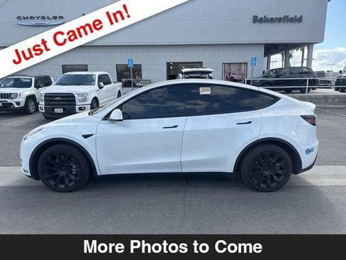 Used 2020 Tesla Model Y Long Range AWD/4WD image 2