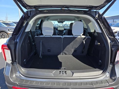New 2026 Ford Explorer Active w/ Active Comfort Package image 24