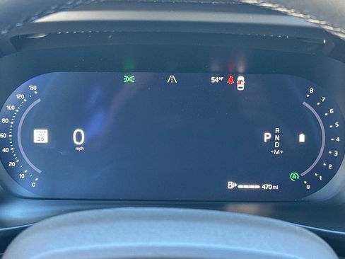 New 2026 Volvo XC40 B5 Plus w/ Protection Package Premier image 22