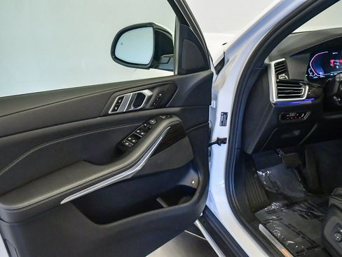 Used 2023 BMW X5 xDrive45e w/ Climate Comfort Package image 23