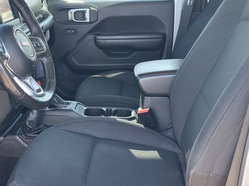 Used 2020 Jeep Gladiator Sport w/ Quick Order Package 24S image 20