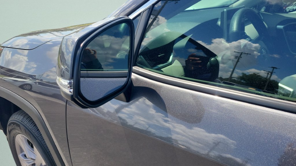 Used 2025 Toyota RAV4 XLE AWD/4WD image 27