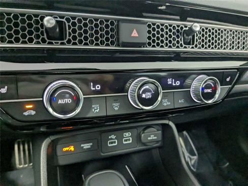 Used 2024 Honda Civic Sport Touring image 22