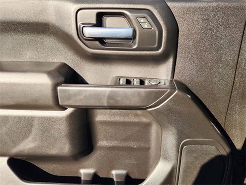 Used 2021 Chevrolet Silverado 1500 Custom Trail Boss w/ LPO, Dark Essentials Package image 22