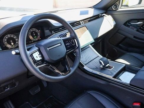 New 2026 Land Rover Range Rover Evoque S image 18