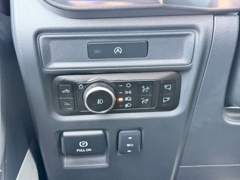 Used 2025 Ford F150 Raptor AWD/4WD image 13