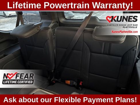 Used 2024 Chevrolet Suburban RST image 27