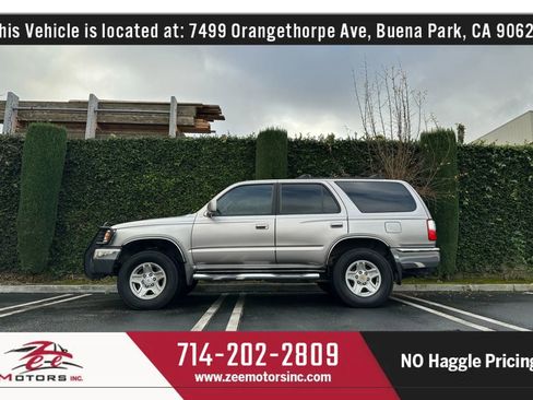 Used 2002 Toyota 4Runner SR5 image 11