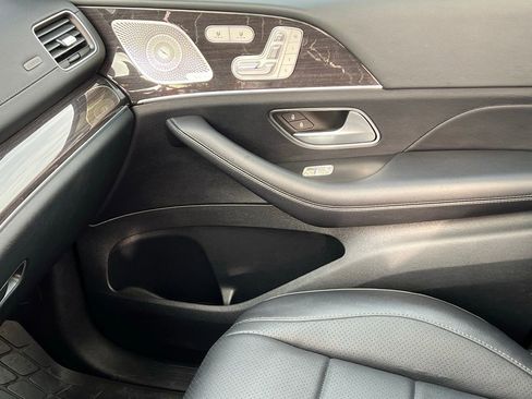 Certified 2022 Mercedes-Benz GLS 450 4MATIC image 36