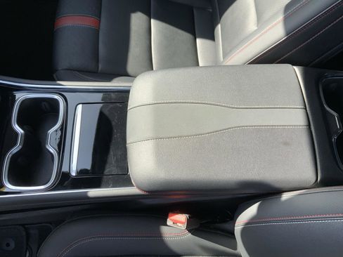 Used 2024 Chevrolet Traverse RS image 54