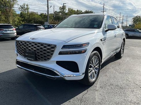 Used 2025 Genesis GV80 2.5T image 3