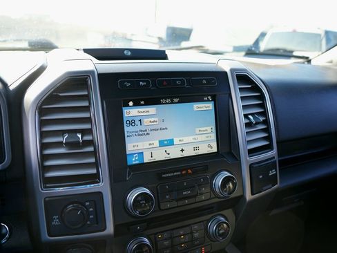 Used 2018 Ford F150 Platinum w/ Equipment Group 701A Luxury image 15