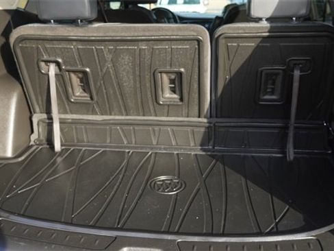 Used 2021 Buick Enclave Essence w/ Sport Touring Edition image 14