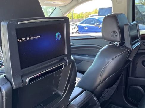 Used 2015 Cadillac SRX Performance w/ Driver Awareness Package image 12