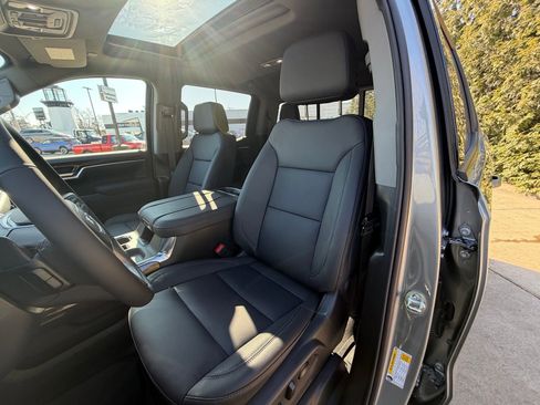 New 2026 GMC Sierra 1500 Elevation w/ Elevation Premium Package image 11