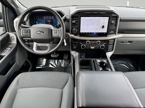 Used 2024 Ford F150 XLT w/ Mobile Office Package image 5