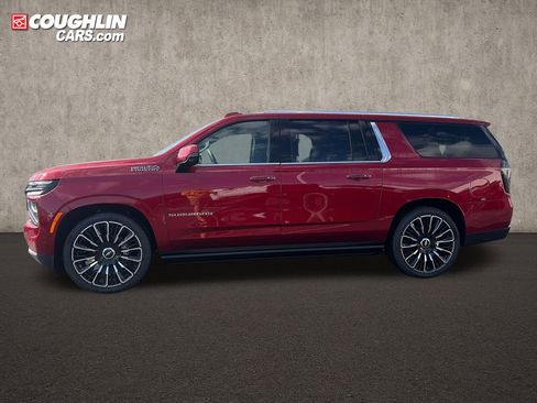 New 2026 Chevrolet Suburban High Country AWD/4WD image 2