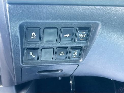 Used 2015 Nissan Pathfinder SL w/ SL Tech Package FWD image 15
