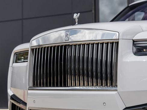 New 2026 Rolls-Royce Cullinan image 16