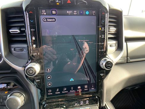 New 2026 RAM 1500 4x4 Crew Cab image 19