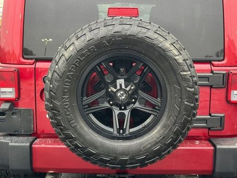 Used 2012 Jeep Wrangler Altitude image 19