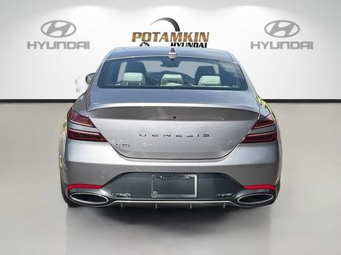 Used 2025 Genesis G70 2.5T RWD image 6