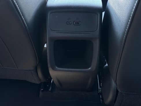 Used 2025 Buick Envista Sport Touring image 22