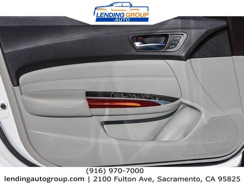 Used 2017 Acura TLX w/ Technology Package image 19