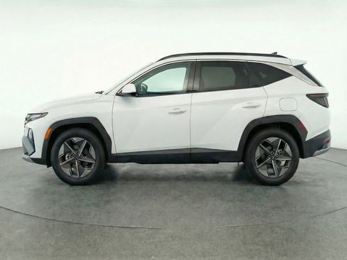 Used 2025 Hyundai Tucson SEL FWD image 5
