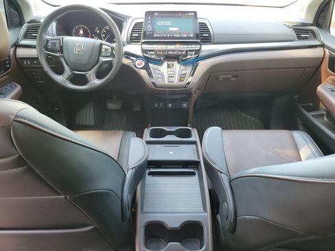 Used 2025 Honda Odyssey Elite image 21