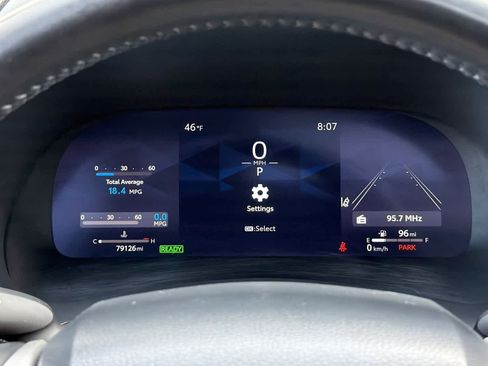 Used 2023 Toyota Highlander Limited image 27