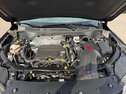 Used 2025 Chevrolet Trax LT image 31