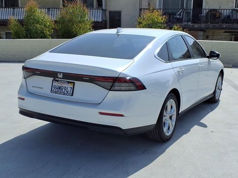 Used 2023 Honda Accord LX image 25